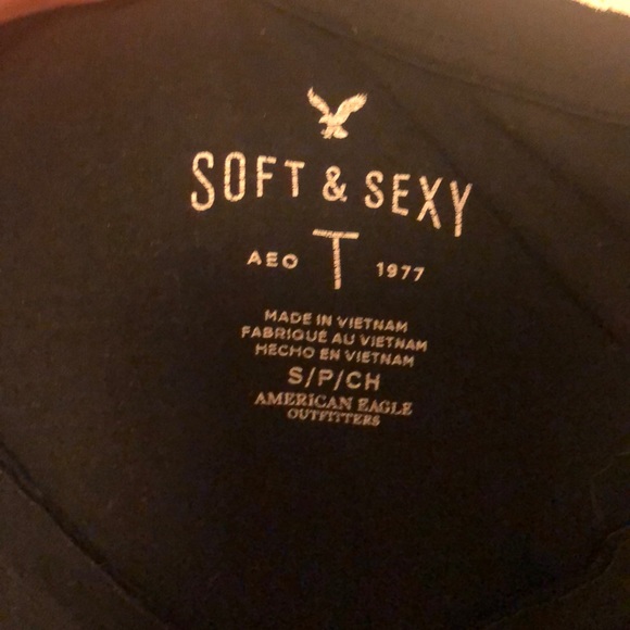 black soft tee - Picture 2 of 2
